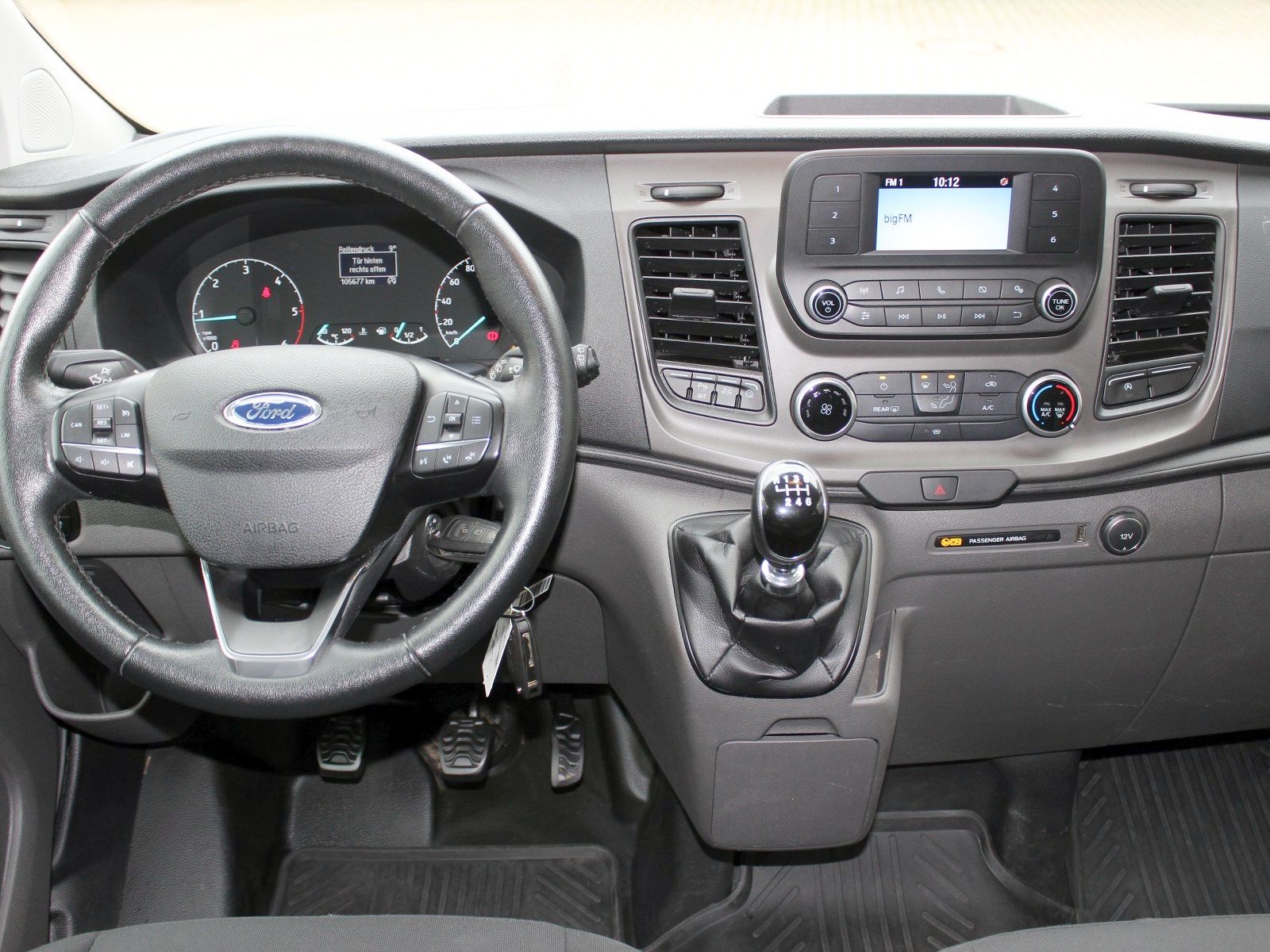Fahrzeugabbildung Ford Transit Custom 320 L2 Trend 2,0 TDCi