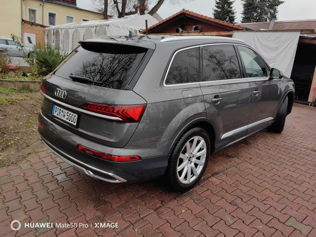 Audi Q7 55 TFSI quattro basis