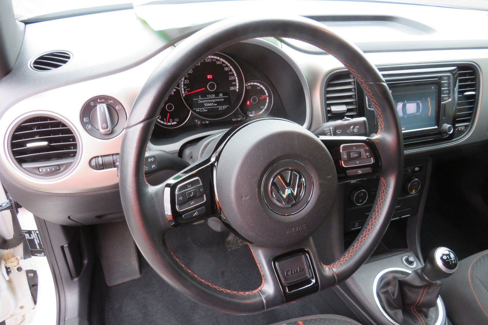 Fahrzeugabbildung Volkswagen Beetle Lim. Club XENON NAVI APP-CONNECT PDC 18`