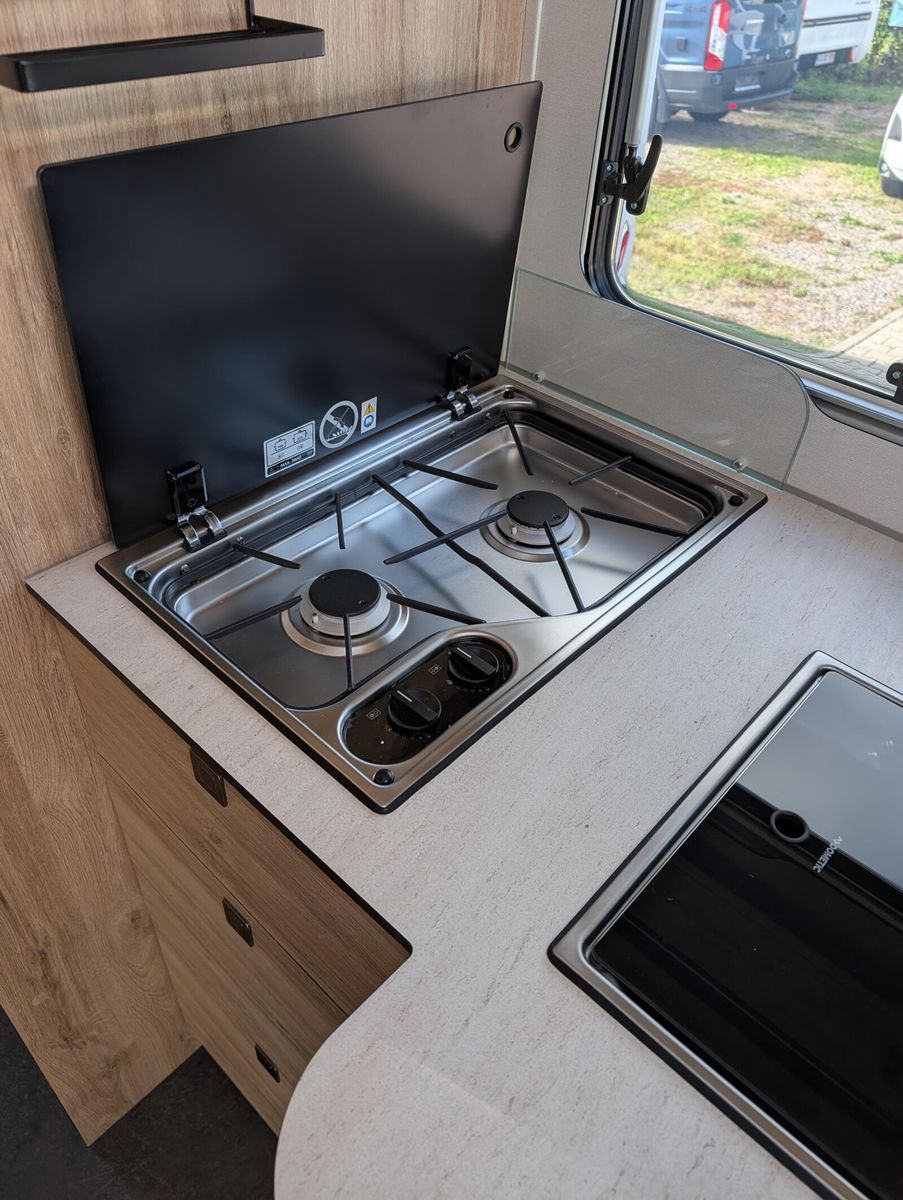 Fahrzeugabbildung Eura Mobil Integra Line IL 720 EB SAT, SOLAR, LUFTFEDERUNG