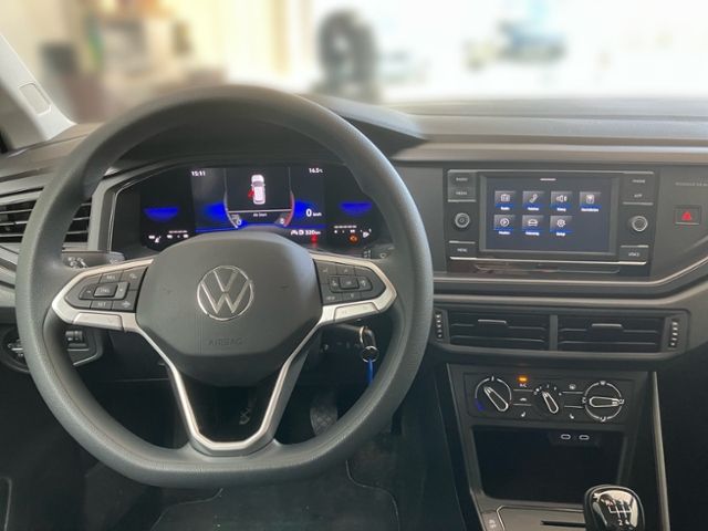 Fahrzeugabbildung Volkswagen Taigo 1.0 TSI 70KW 5-Gang LED KLIMA PDC SHZG GZJ