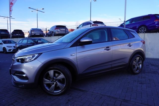 Opel Grandland 1.2 Turbo Kamera Winterpaket Navi LED