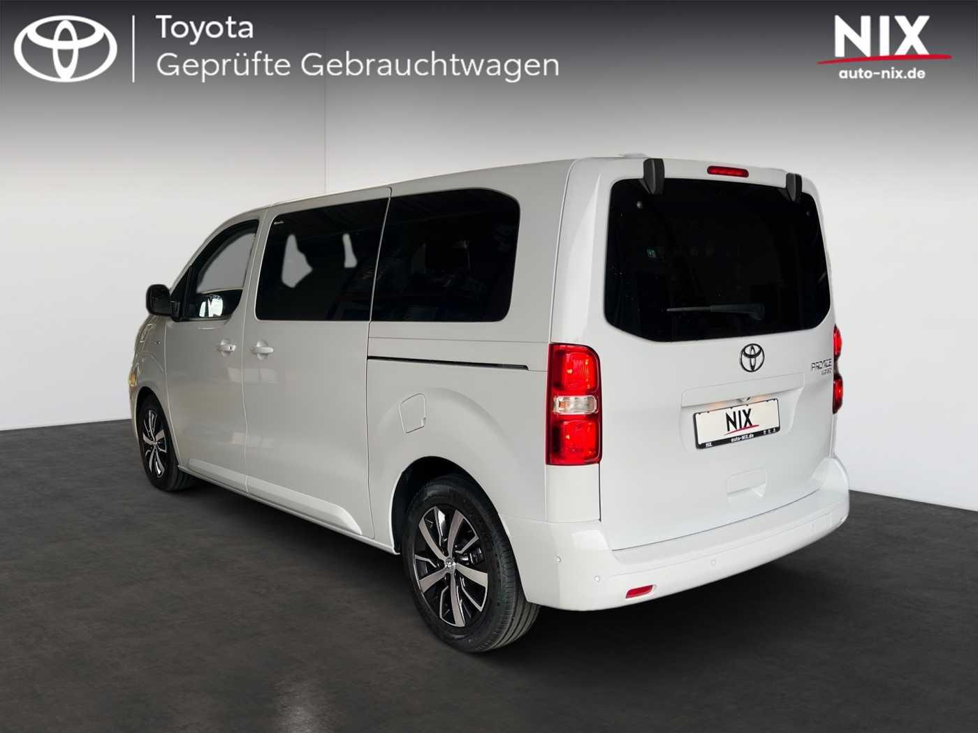 Toyota Proace Verso 2.2 D AT Teamplayer L1 8-Sitzer