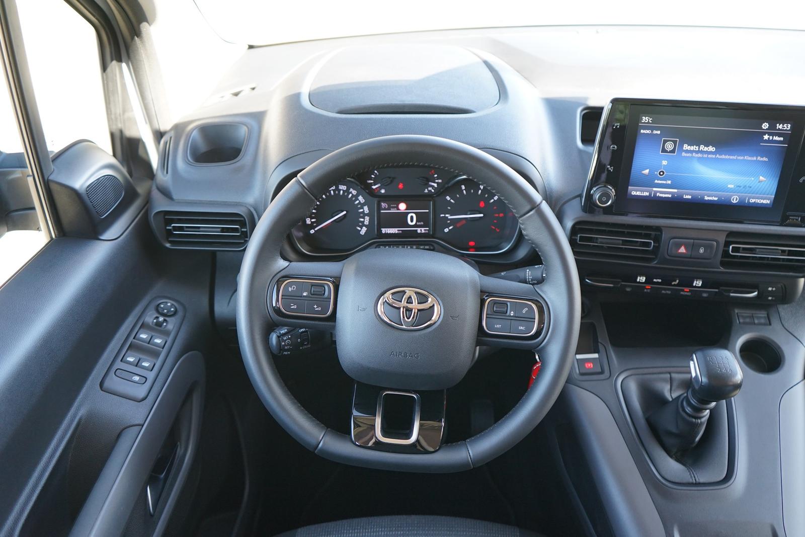 Toyota Proace City Verso 1.2 L1 Navi ACC Kamera DAB PDC