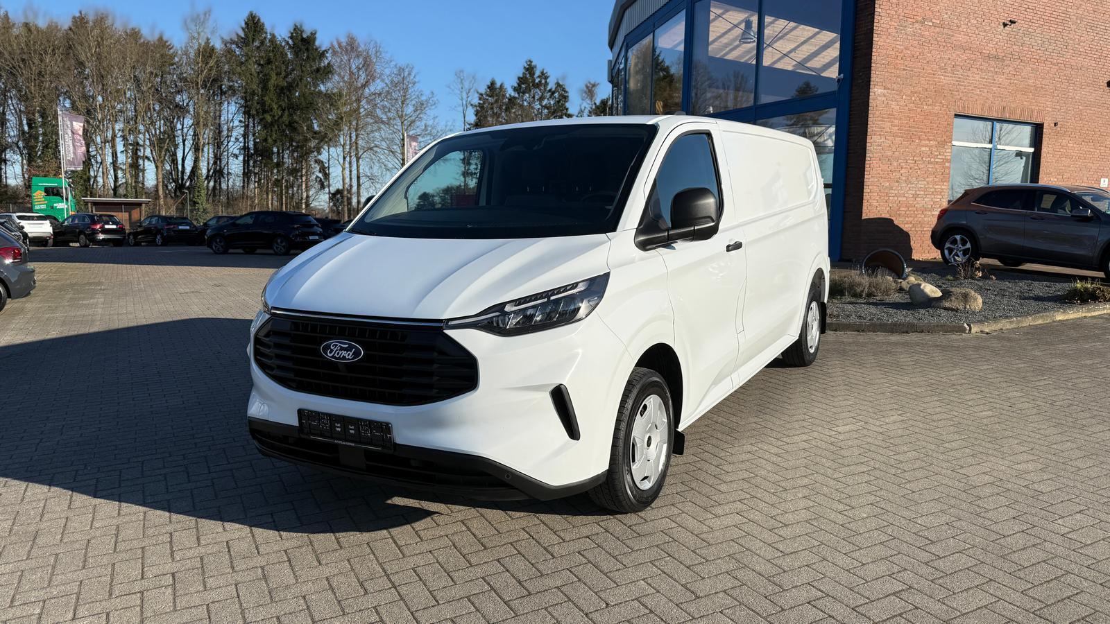 Ford Transit 300 Custom LED/KAMERA/CARPLAY