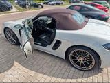 Porsche Boxter GTS 4.0 - Porsche Cayenne mit Benzin-Antrieb: Cabrio