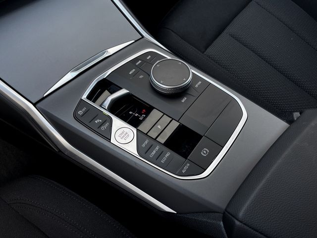 Foto Nummer 10: BMW 318i