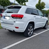 Jeep Grand Cherokee 3.0l V6 MultiJet 184kW Overla... - gebrauchte Jeep Grand Cherokee aus dem Jahr 2015