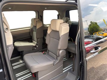 Volkswagen T7 Multivan - 11