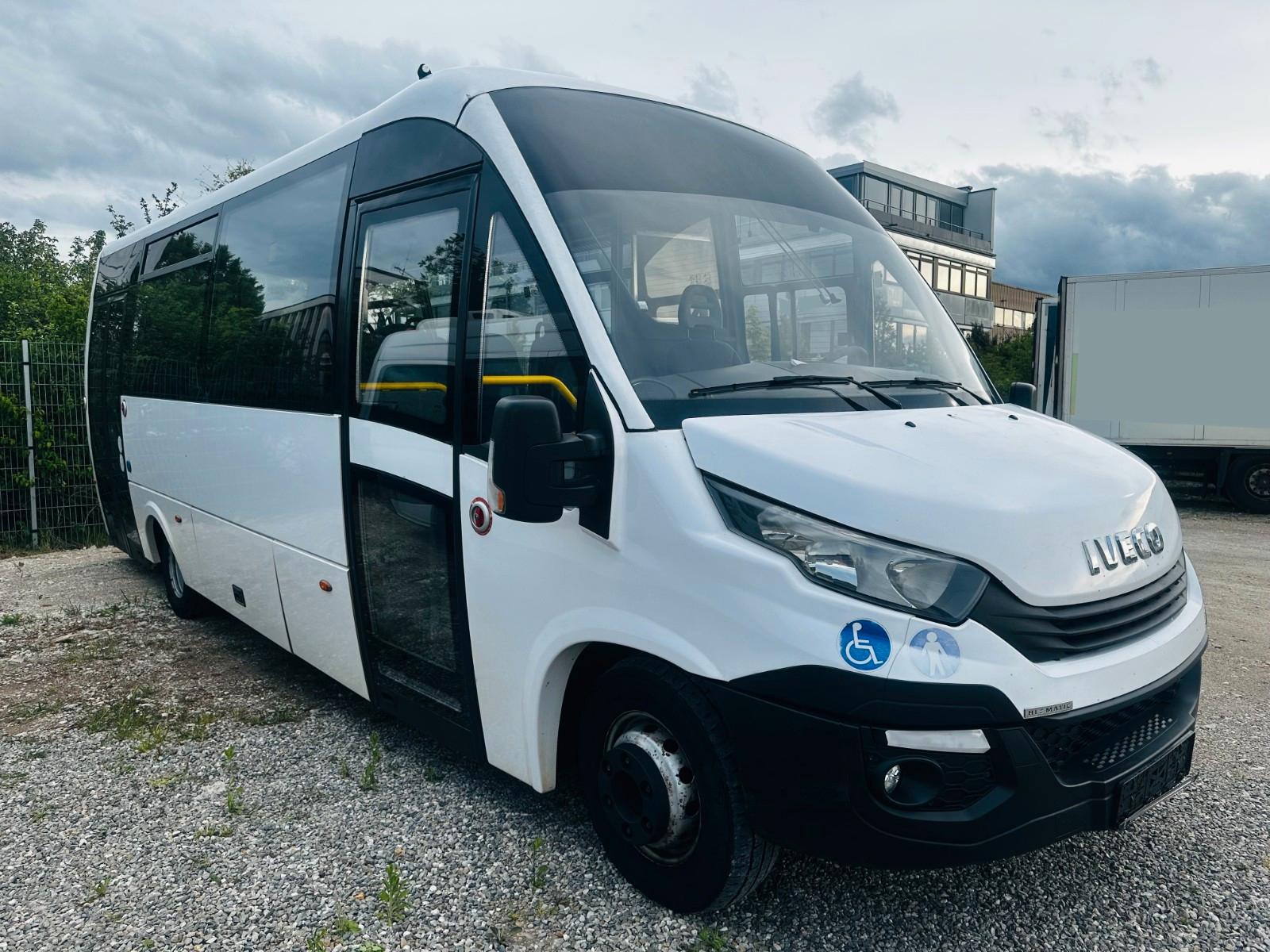 Iveco Rosero First