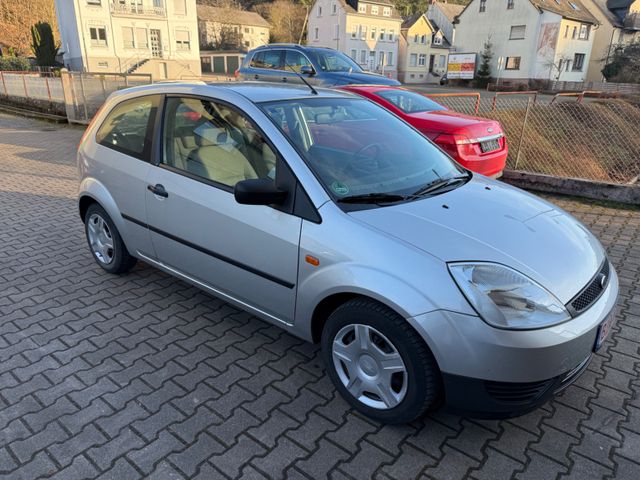 Ford Fiesta Ambiente, Tüv neu, 60 PS, nur 70000 km!