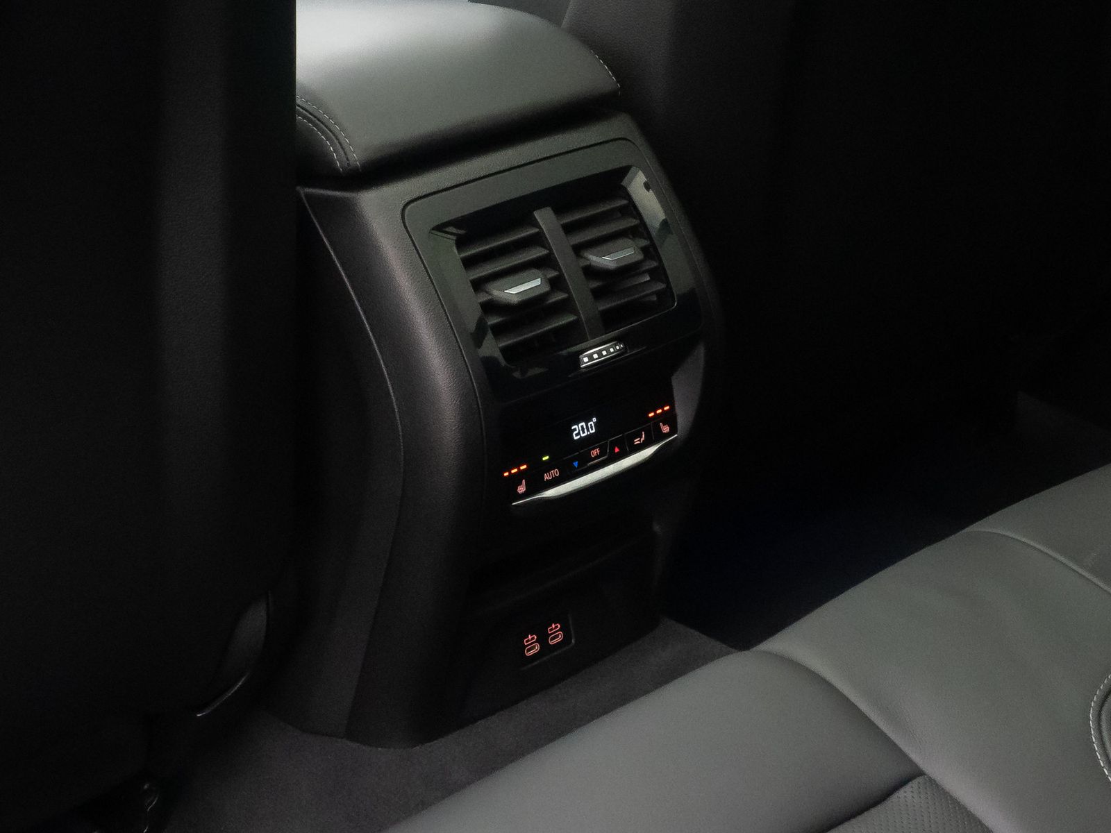Fahrzeugabbildung BMW X4 M Competition M Driver&acute;s 360&deg;DAB Panorama 21"