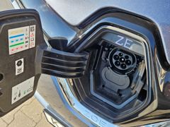 Fahrzeugabbildung ZOE Intens R135