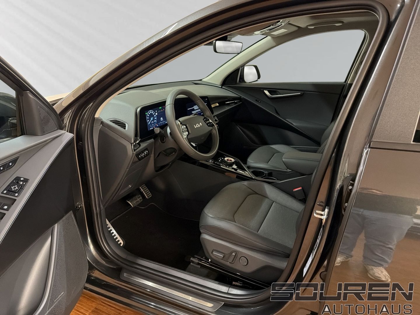 Fahrzeugabbildung Kia Niro HEV Spirit Glasdach Technik-&Relax-Paket 18