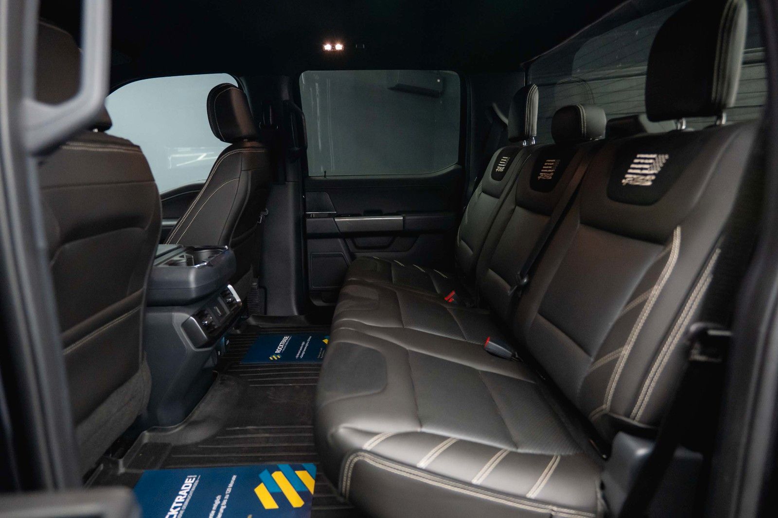 Fahrzeugabbildung Ford F150 3.5 V6 RAPTOR SuperCrew 4x4 Offroad LED 19%