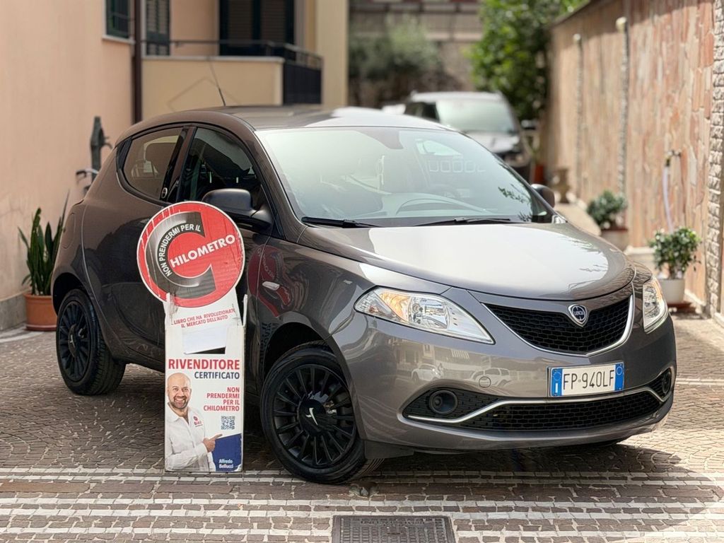 Image of Lancia Ypsilon