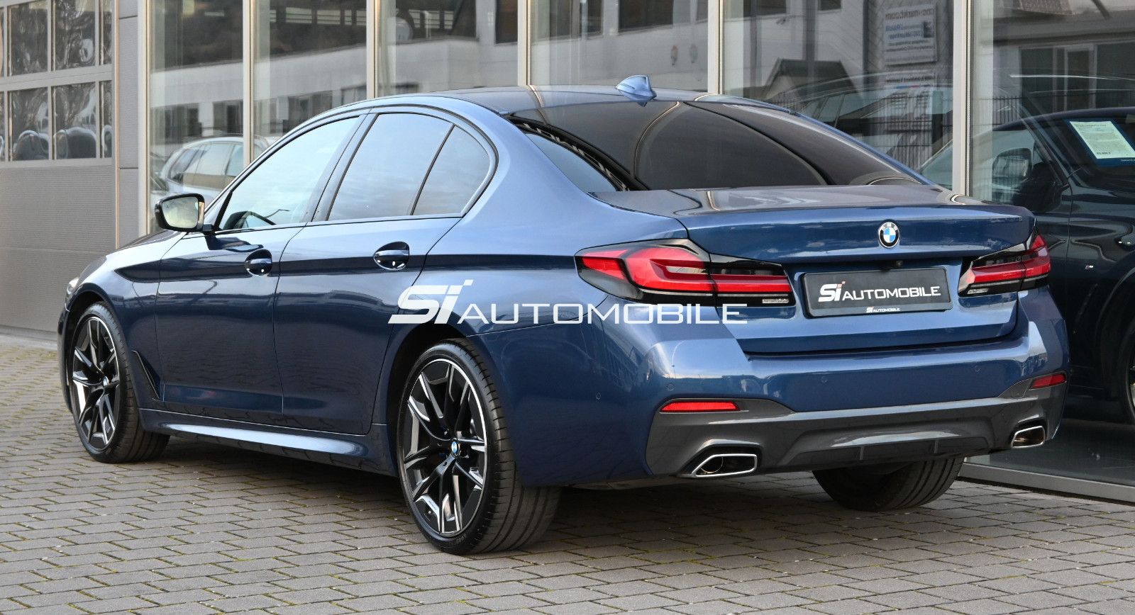 Fahrzeugabbildung BMW 530d xDr M SPORT °UVP 98.219€°AD.DRIVE°STHZG°20"
