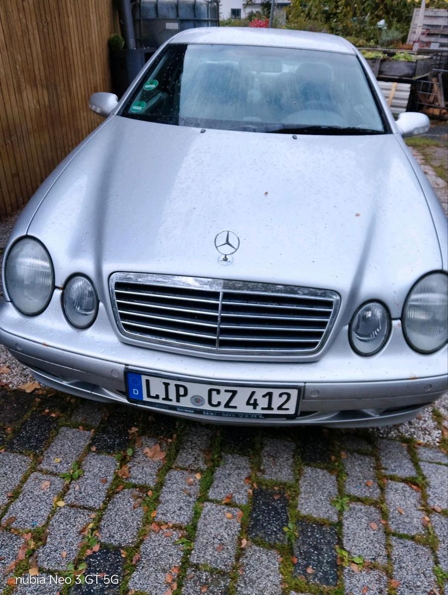 Mercedes-Benz CLK 200