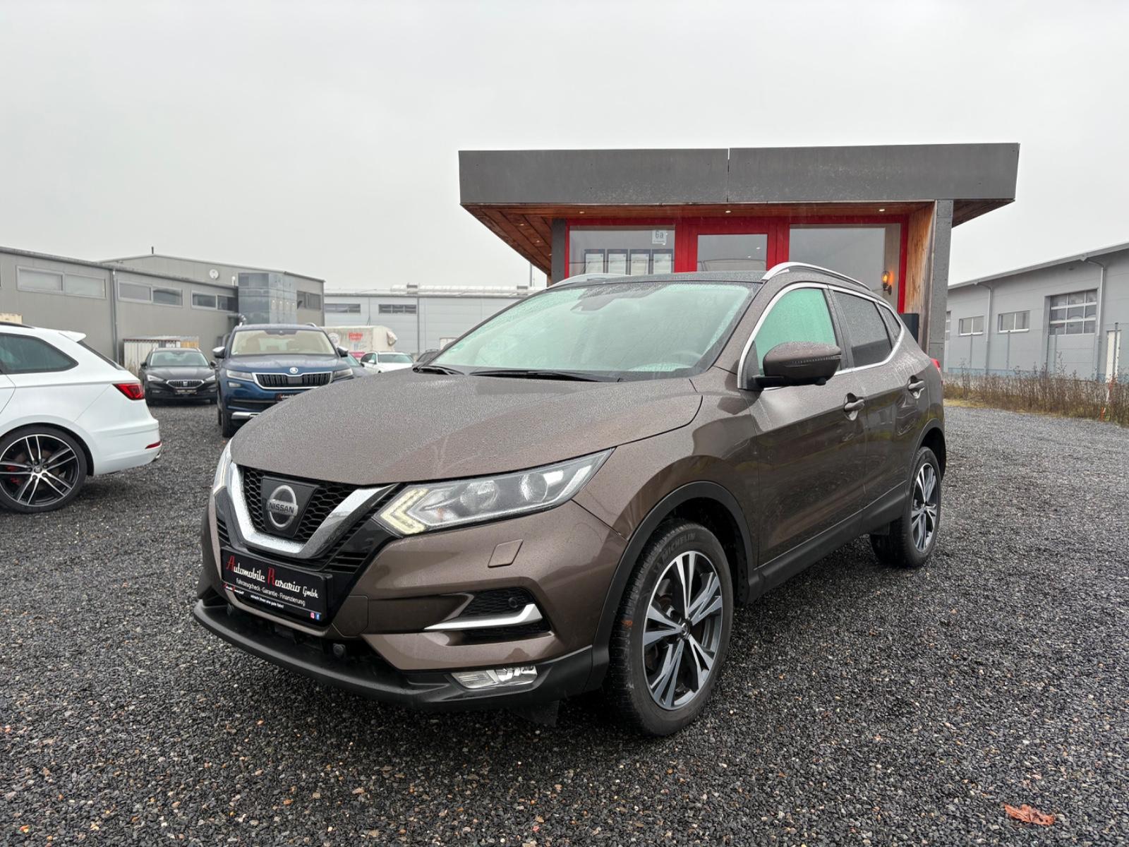 Nissan Qashqai N-Connecta 360° PANO 34.212km 163PS