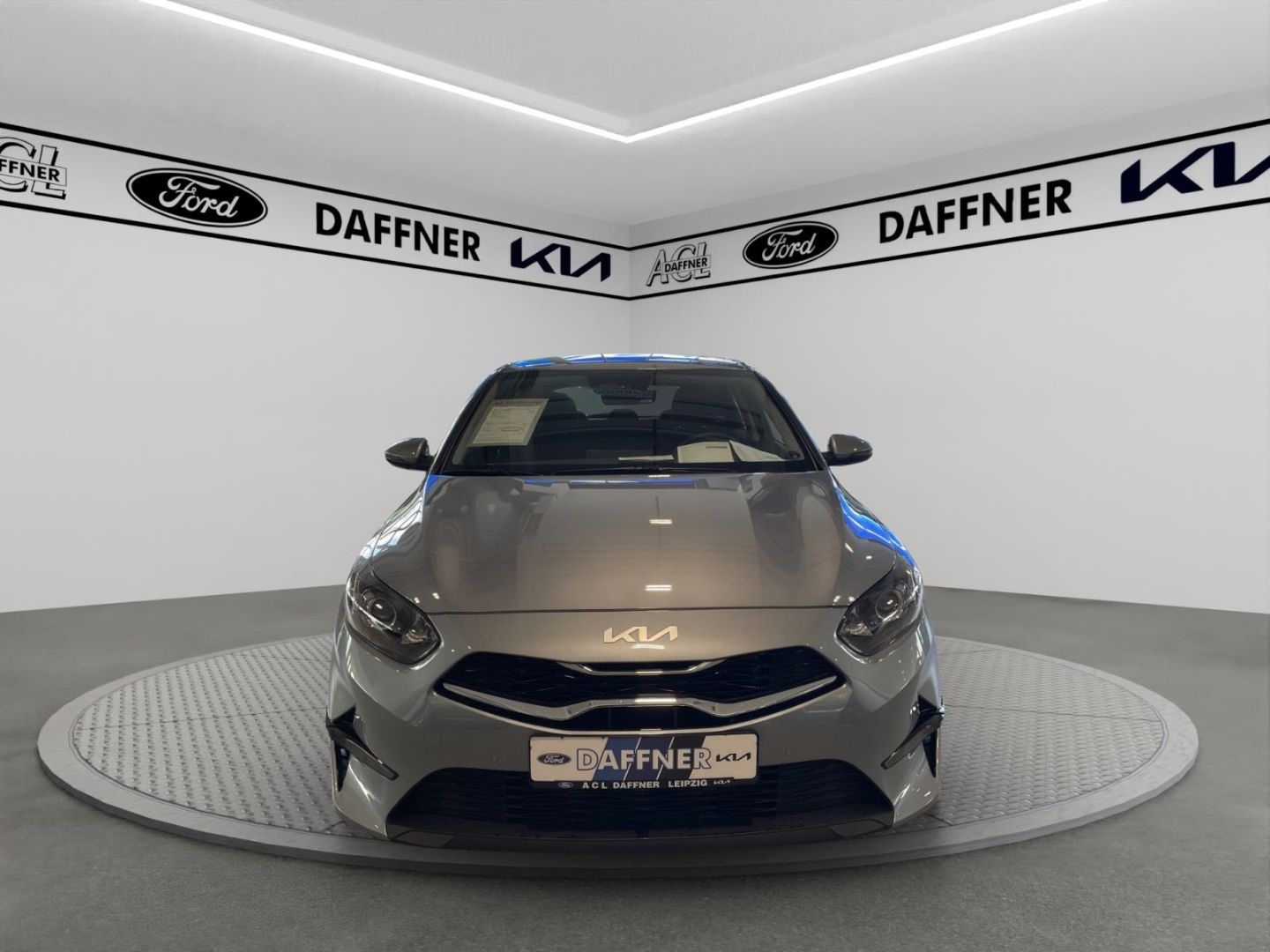 Fahrzeugabbildung Kia Ceed Ultimate Edition Kamera totWinkASS Navi