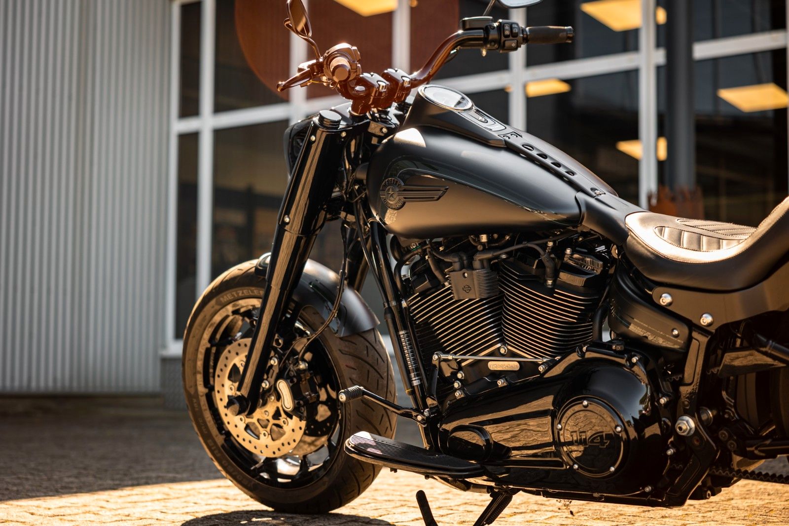 Fahrzeugabbildung Harley-Davidson DARK BOY 114 ci - FAT BOY FLFBS - JEKILL & HYDE