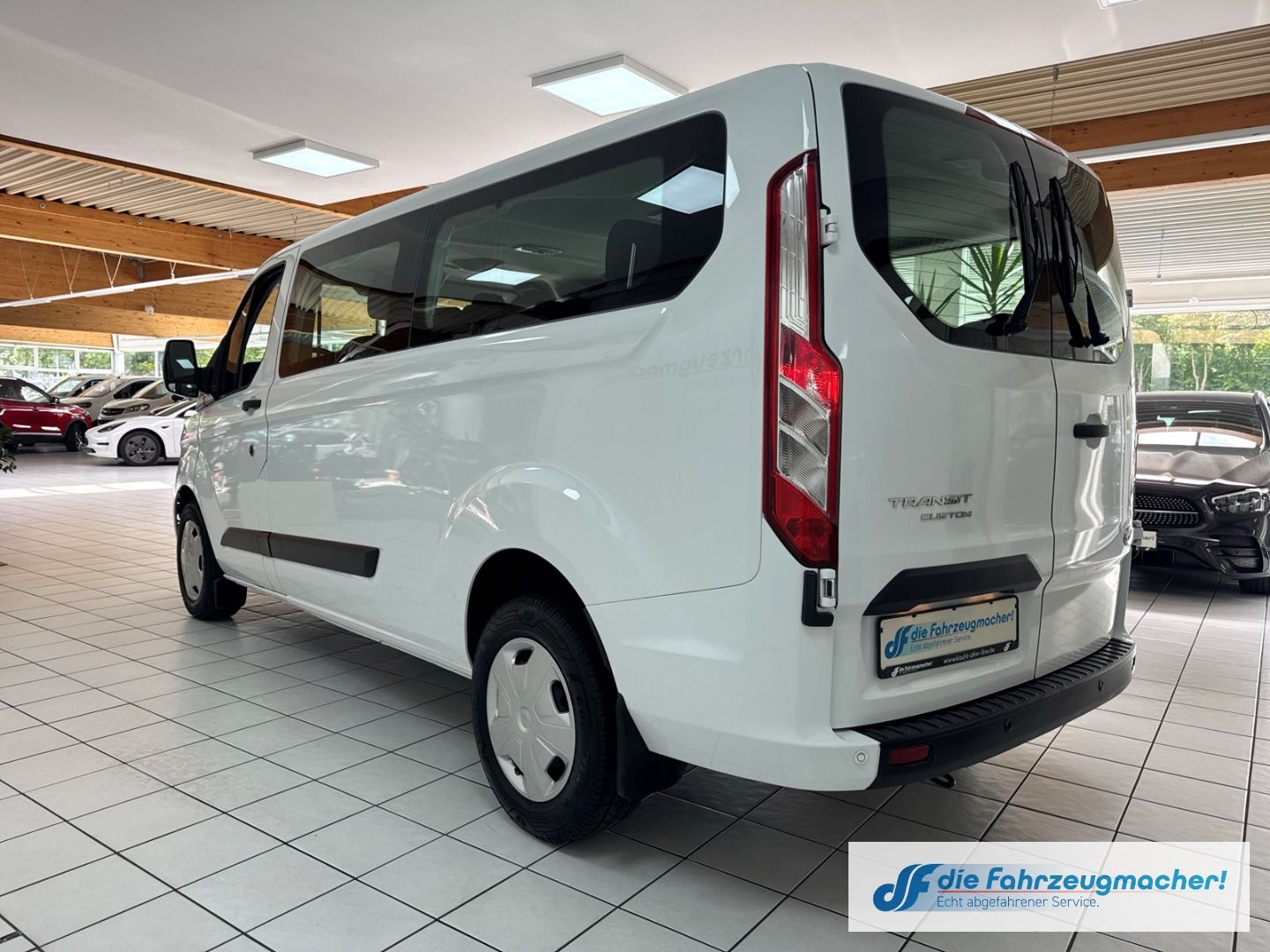 Fahrzeugabbildung Ford Transit Custom 320 L2 Trend 2.0 TDCi EU6d Dyn. K