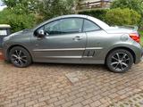 Peugeot 207 CC Roland Garros 150 THP Roland Garros - gebrauchte Peugeot 207 aus dem Jahr 2008
