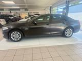BMW 520d*NAV*SOFTCLOSE*PDC*AUT*LEDER*TÜV28*XEN - BMW 520 aus 2010: 520d