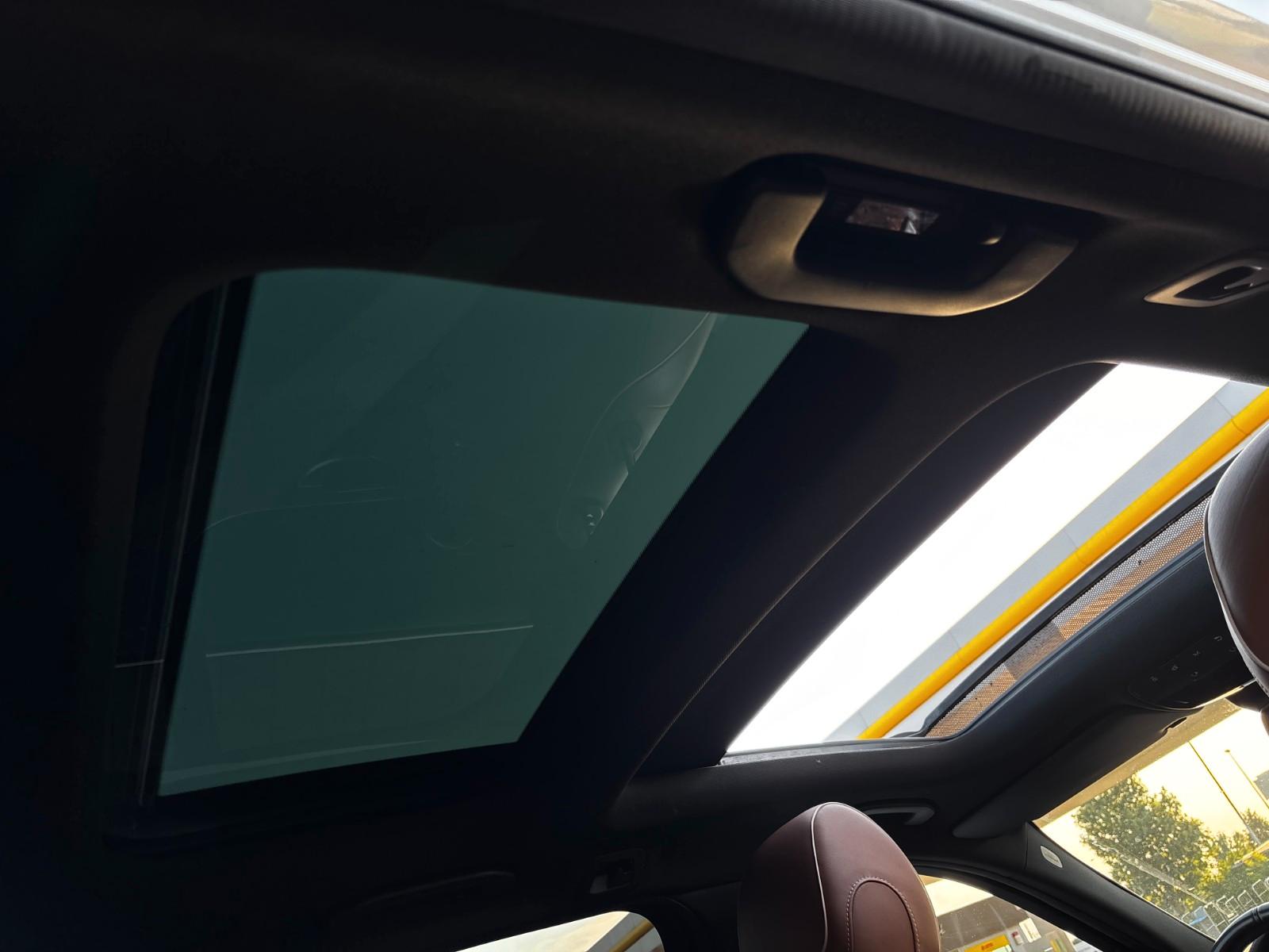 MERCEDES-BENZ C - 63 AMG S - 510 CV - BVA - CUIR MARRON