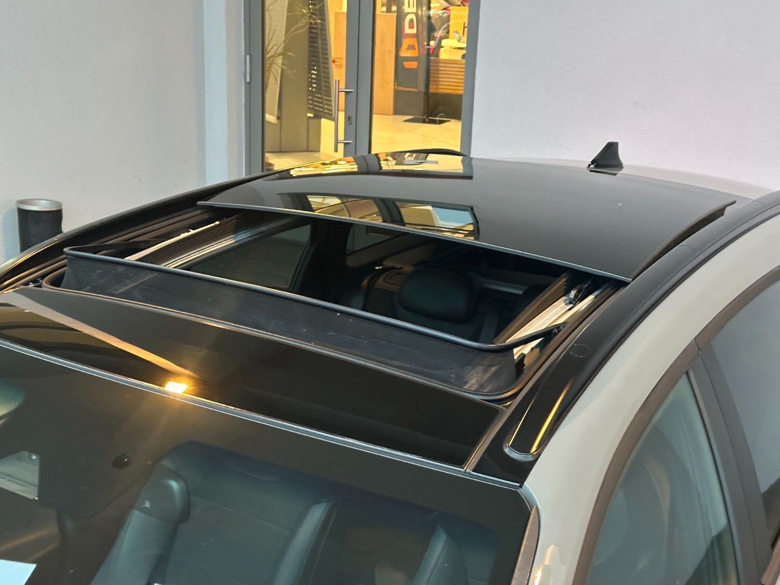 Fahrzeugabbildung Hyundai i30 N-Line Kombi 140PS Panorama/Sitzpaket!