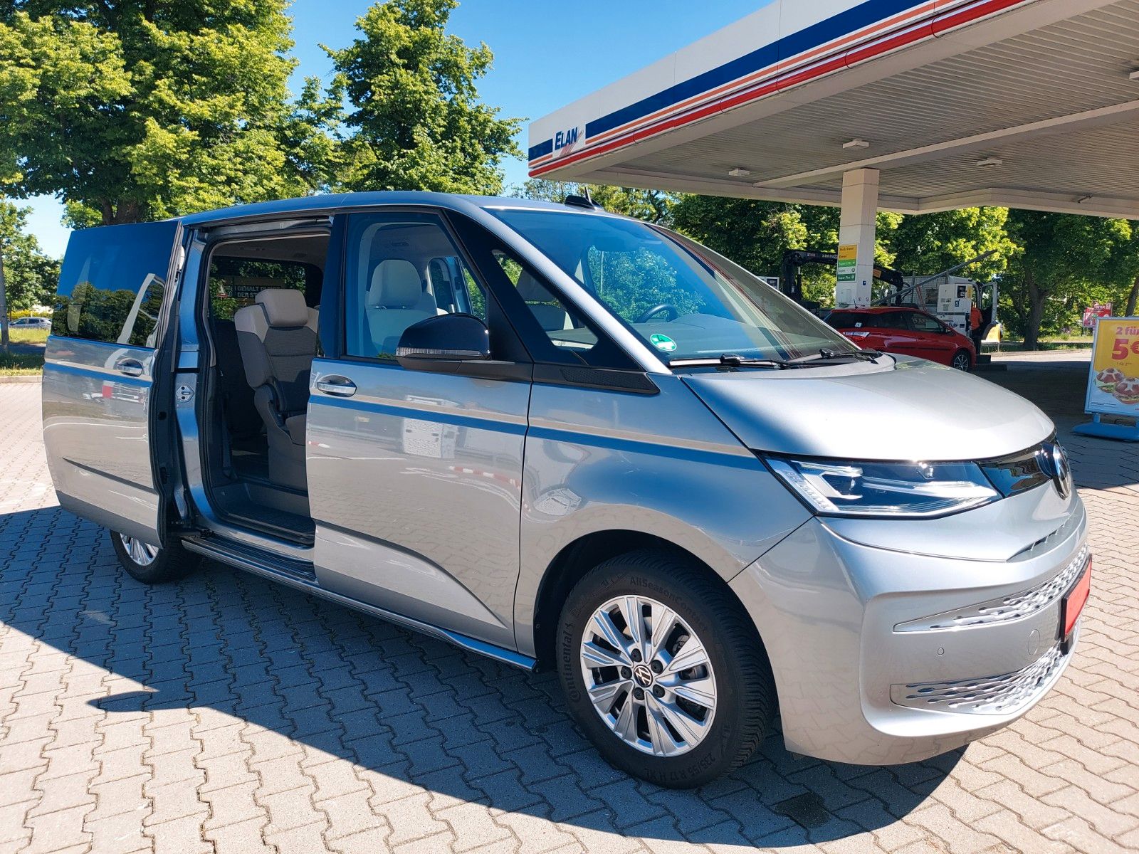 Volkswagen T7 Multivan T7 DSG Panorama Radar Navi DAB Cam foto 5