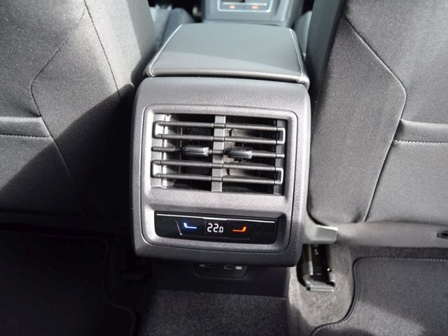 Golf VIII 1.5 TSI Move AHK/LED/NAVI+VZE/ACC/DIGI