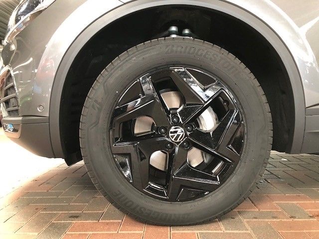 Fahrzeugabbildung Volkswagen Touareg 3.0 TDI V6 4MOTION Automatik StandHZG AH