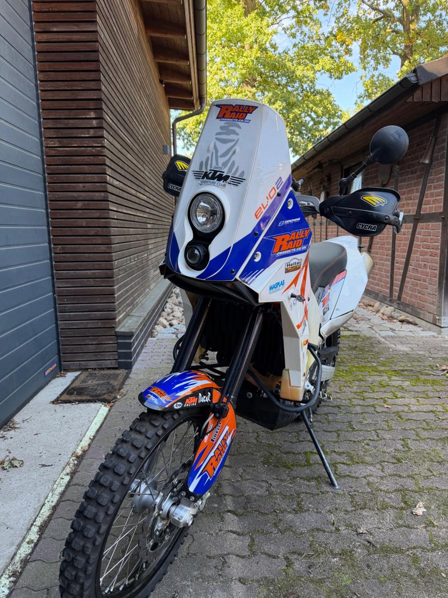 KTM Enduro 2013 — вигляд ззаду
