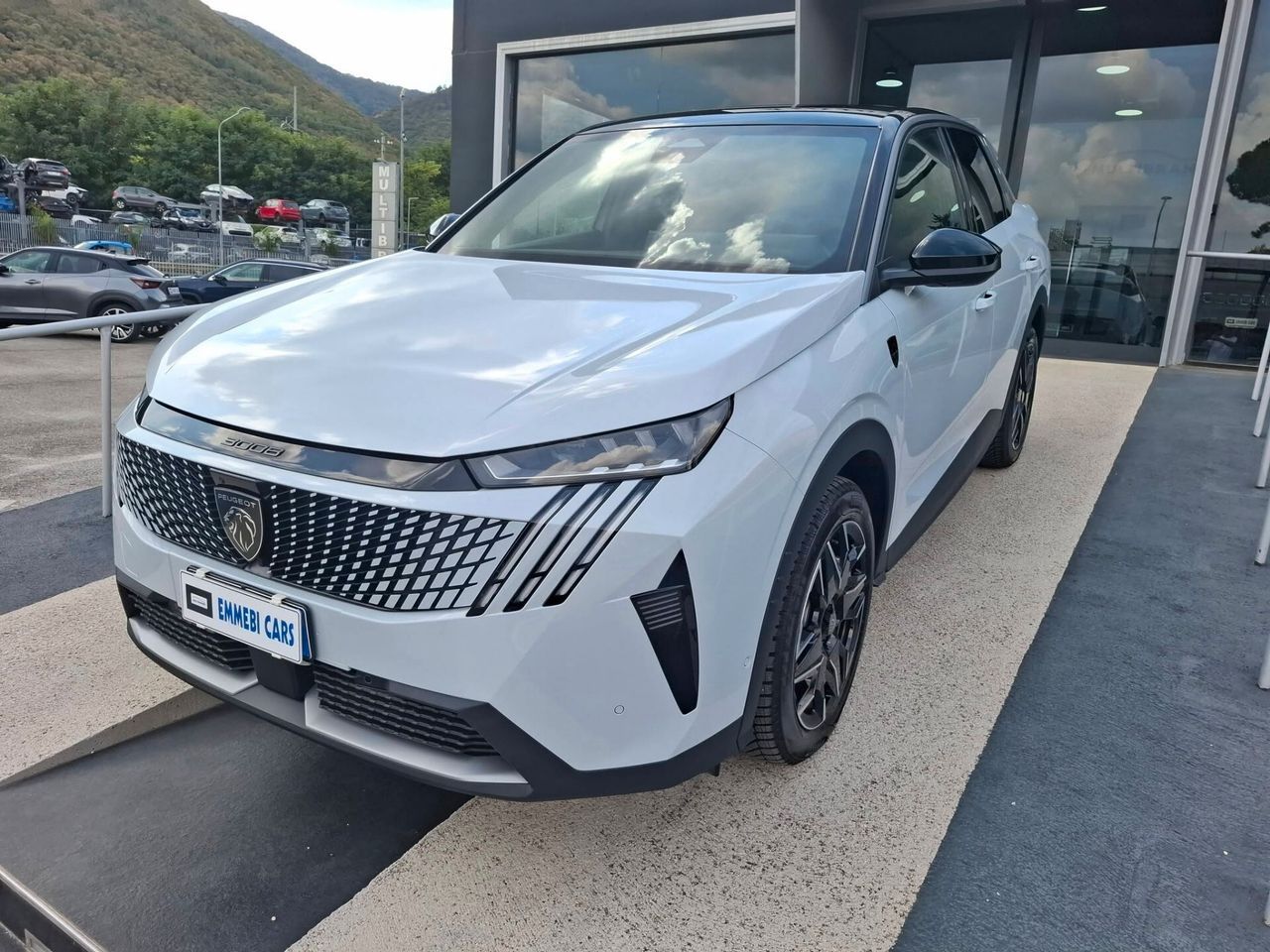 Other PEUGEOT 3008 1.2 BENZINA/HYBRID 136 CV GT imagem 2