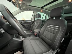 VW Tiguan Cup Sport & Style BMT/PANO / GARANTIE/AHK VW Tiguan Cup Sport & Style BMT/PANO / GARANTIE/AHK