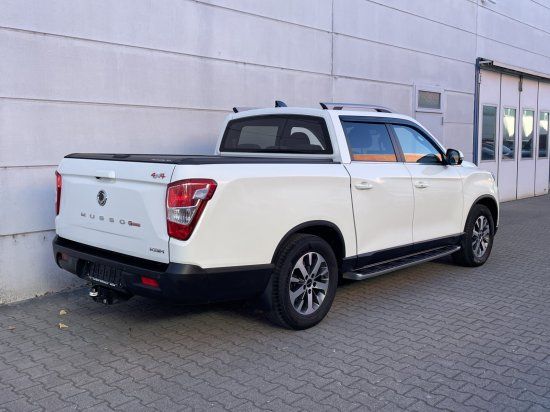 Ssangyong Musso Grand 2,2 E-XDI AT 4WD Platinum Rollo AHK imagem 3