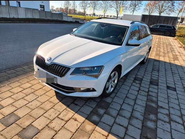 Skoda superb 2.0 tdi 190 ps ahk