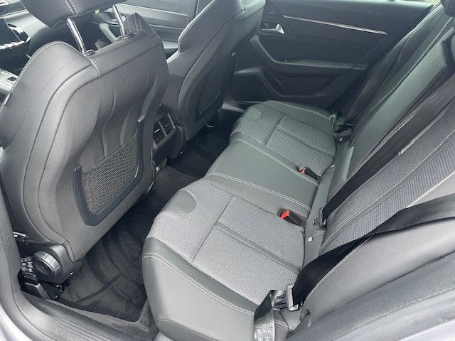 Fahrzeugabbildung Peugeot 508 SW Allure BlueHDi 130 eAT8