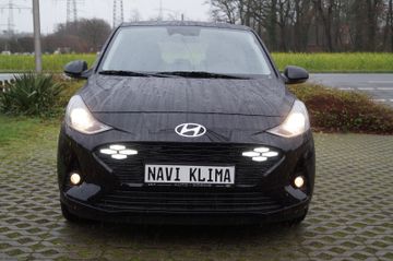 Hyundai i10 1.2 NAVI-ALU15-KAMERA-PDC-NEUES MODELL-