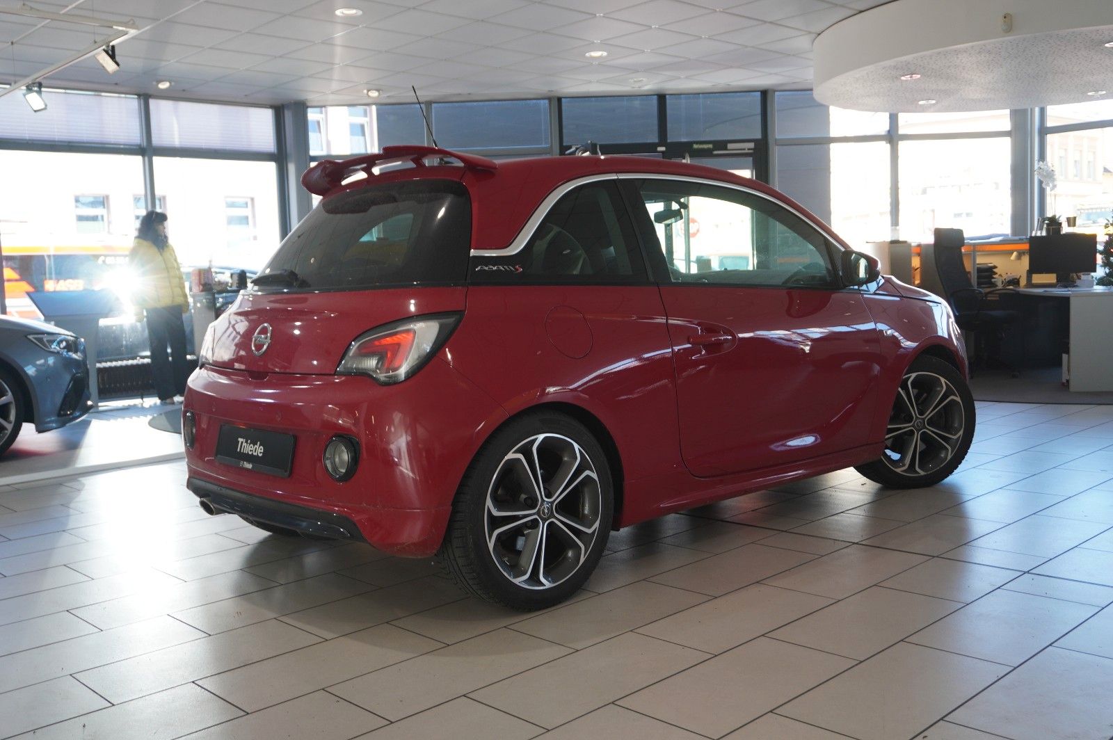 Fahrzeugabbildung Opel Adam S 1.4T SPORT NAVI/LED/SHZ/TEMP./OPC/PDC/USB