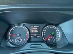 Fahrzeugabbildung Volkswagen T6.1 Caravelle Comfort DSG Rollstuhllift 8.Sitze
