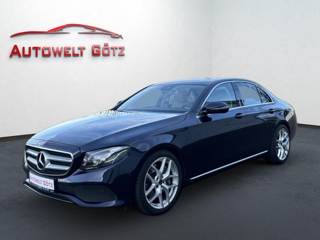 MERCEDES-BENZ E 400 4Matic Exclusive*Multibeam*Holz*Burmester*