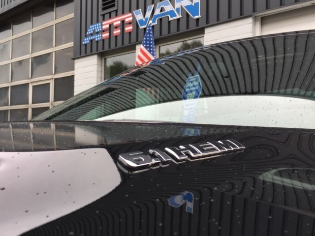 Fahrzeugabbildung Dodge Challenger 6.1 SRT-8 Neuwagenimport EU Navi SD