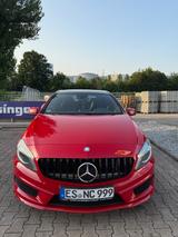Mercedes-Benz A 180 AMG Line AMG Line - Mercedes-Benz A-Klasse: Rot