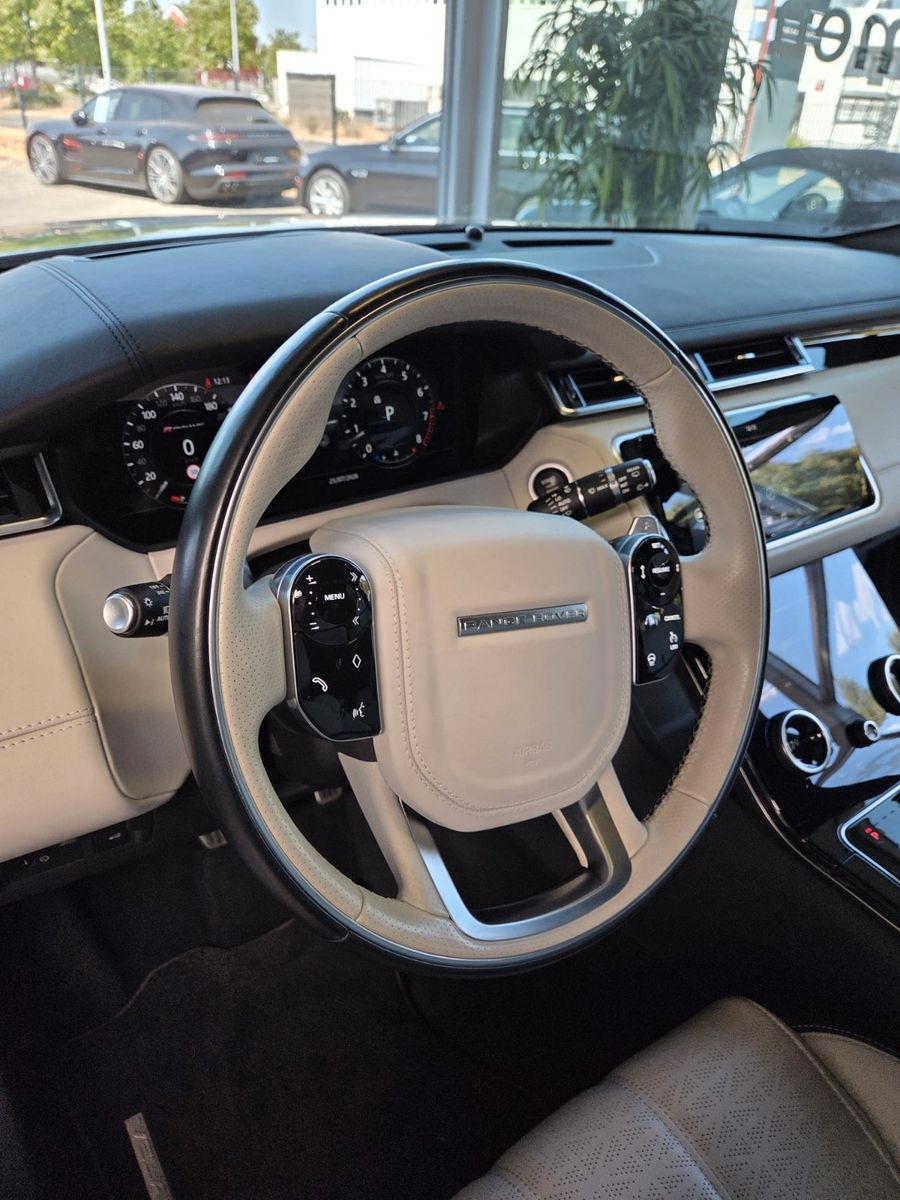 Fahrzeugabbildung Land Rover Range Rover Velar First Edition