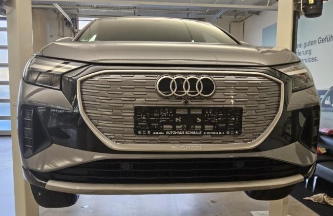 Fahrzeugabbildung Audi Q4 50 e-tron quattro Sportback HEAD-UP KAMERA 19