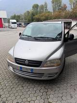 Fiat Multipla 6 posti - silberne Fiat Multipla