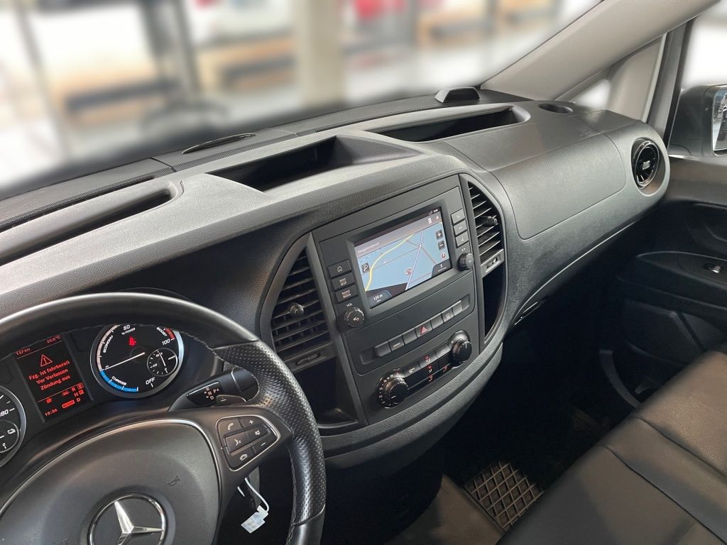 Fahrzeugabbildung Mercedes-Benz eVito 112 KA/L RFK, Navi, LED. Regal, TopLoad