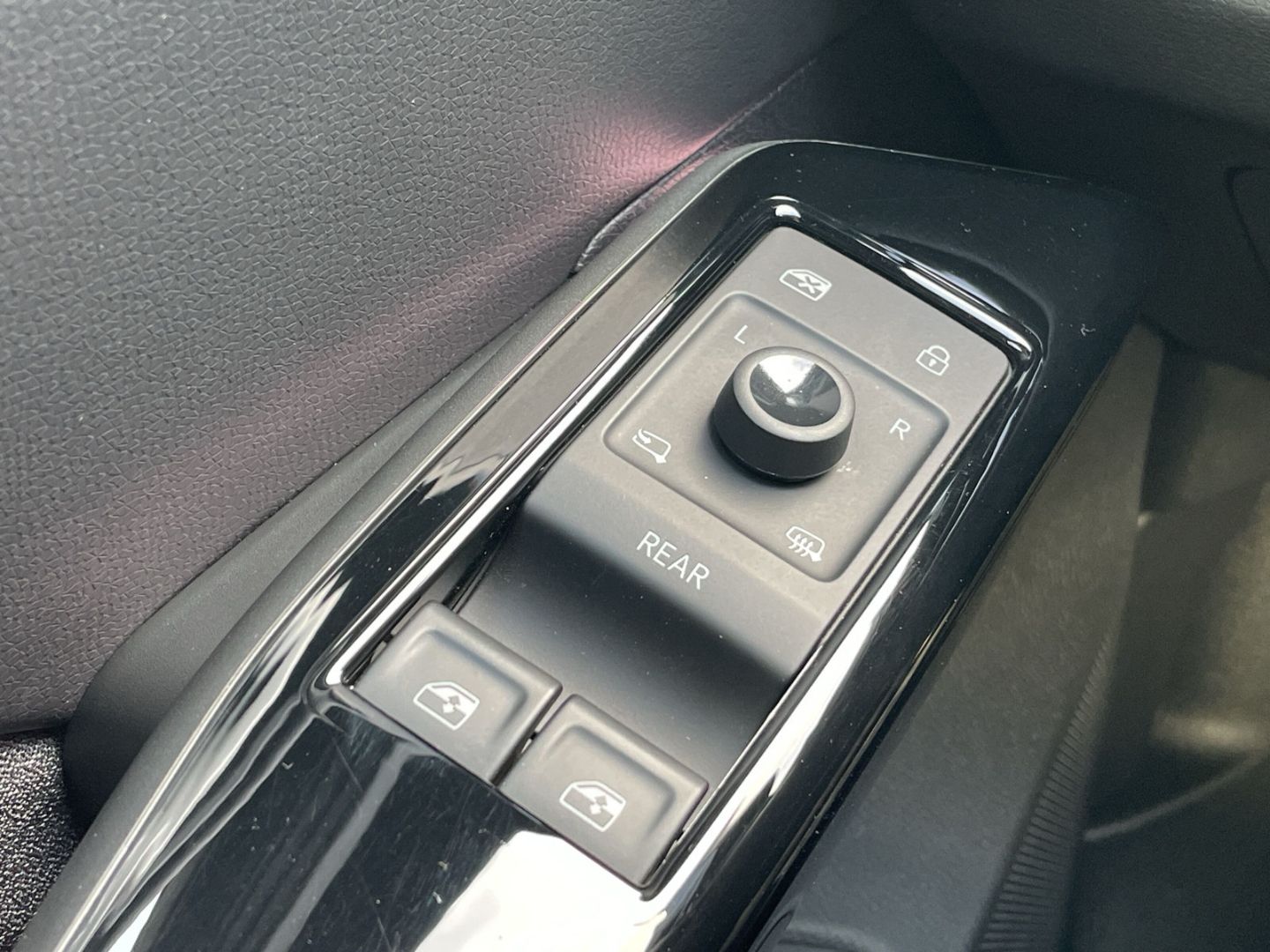 ID.3 Pro Kamera/ACC/Navi/App-Connect/Keyless/LED